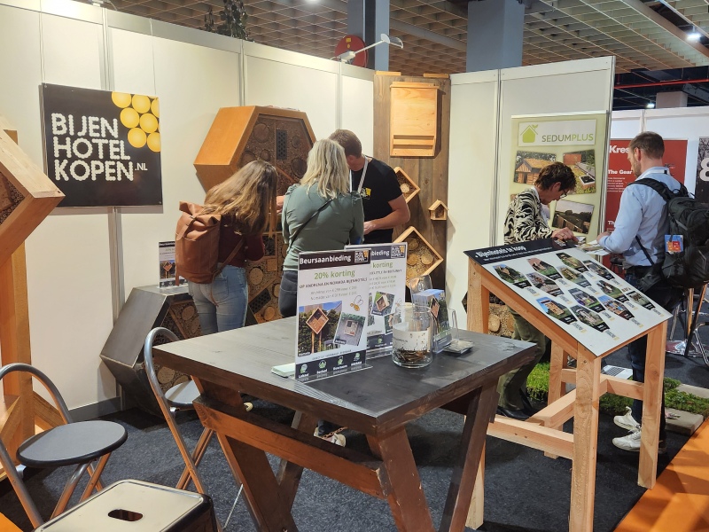 Vakbeurs Openbare Ruimte 2024 een groot succes voor Bijenhotelkopen